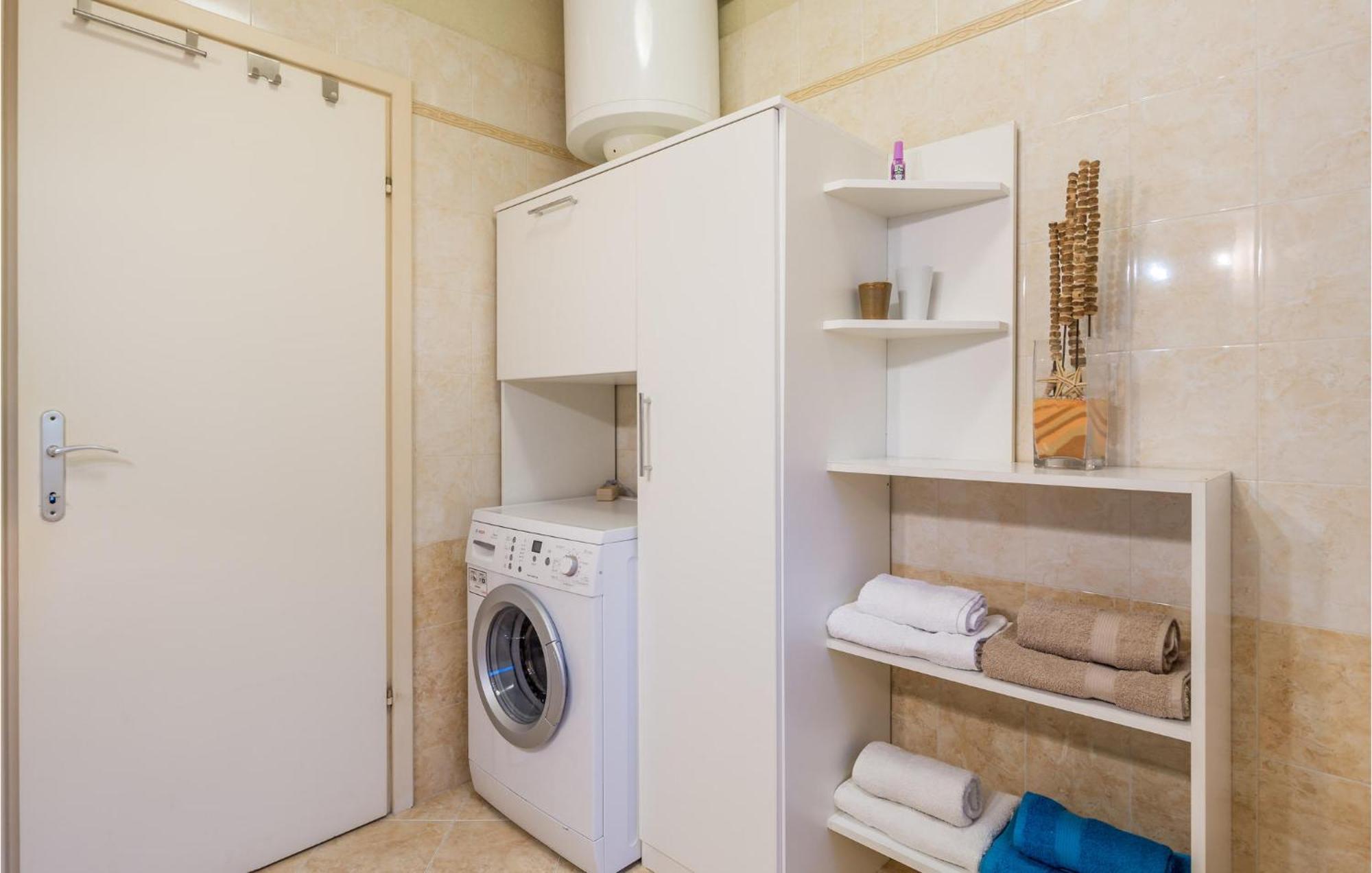 Lovely Apartment In Rijeka With Wifi Exterior foto