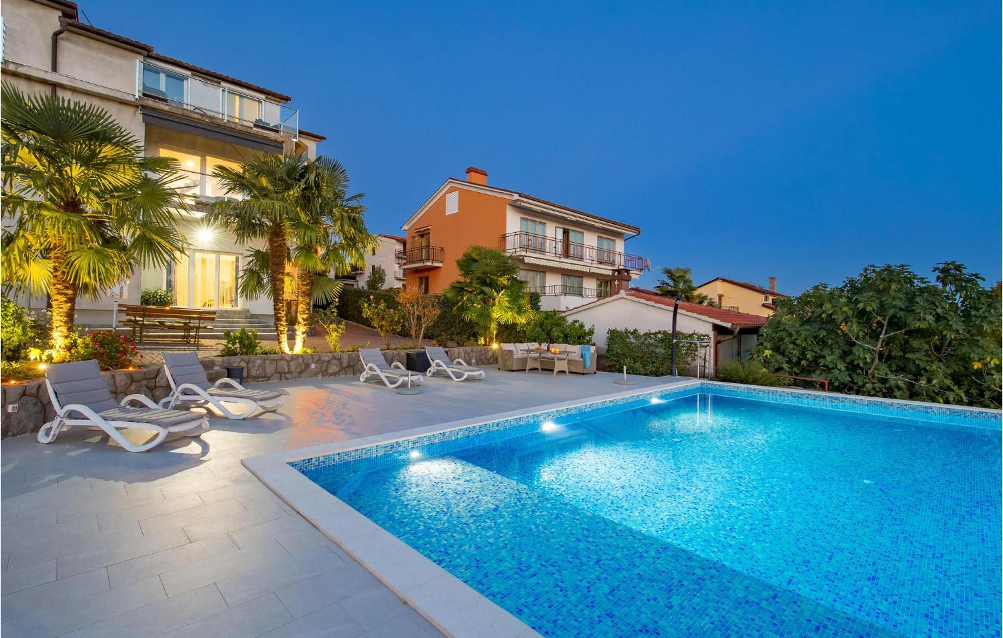 Lovely Apartment In Rijeka With Wifi Exterior foto