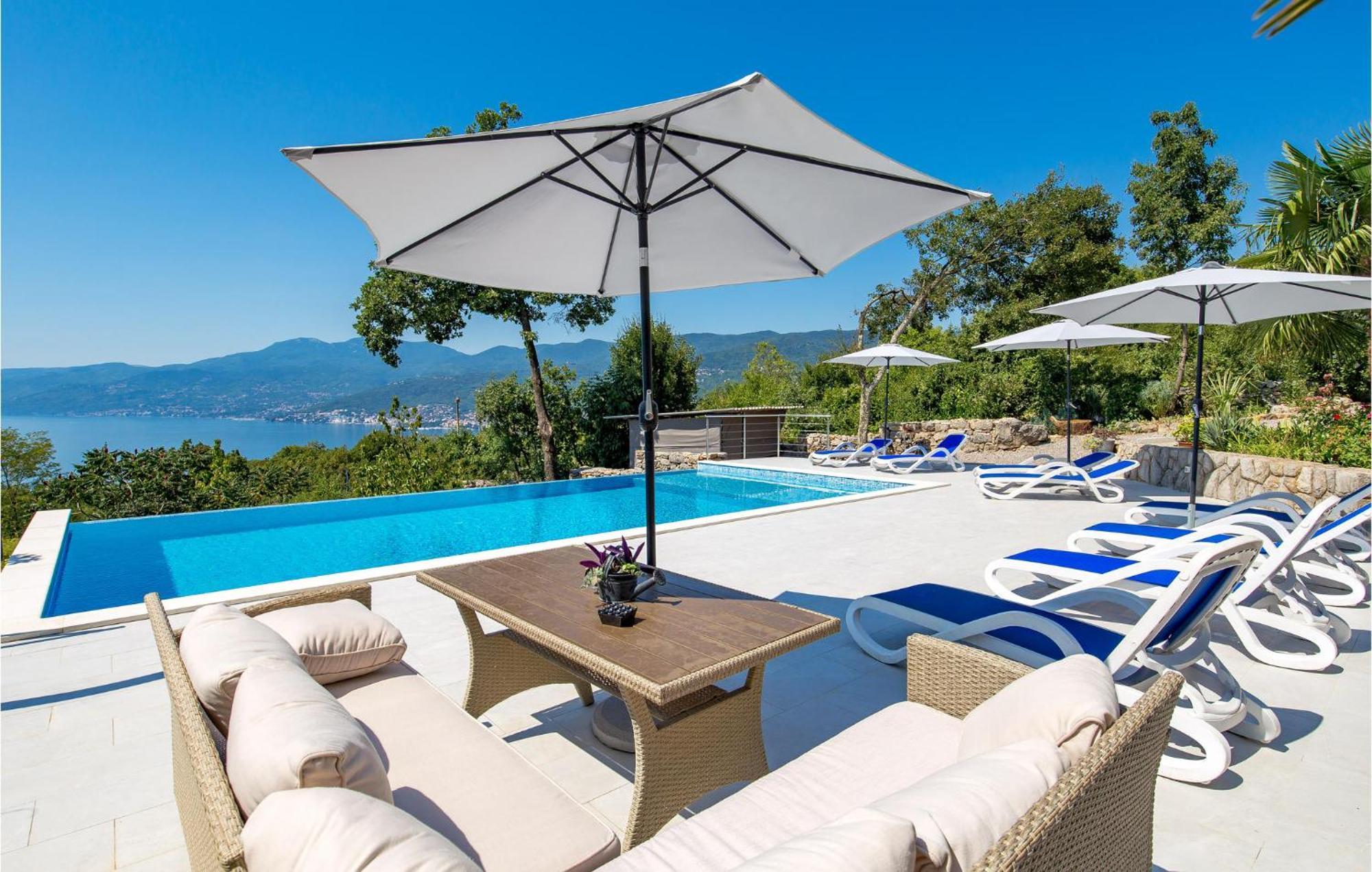 Lovely Apartment In Rijeka With Wifi Exterior foto