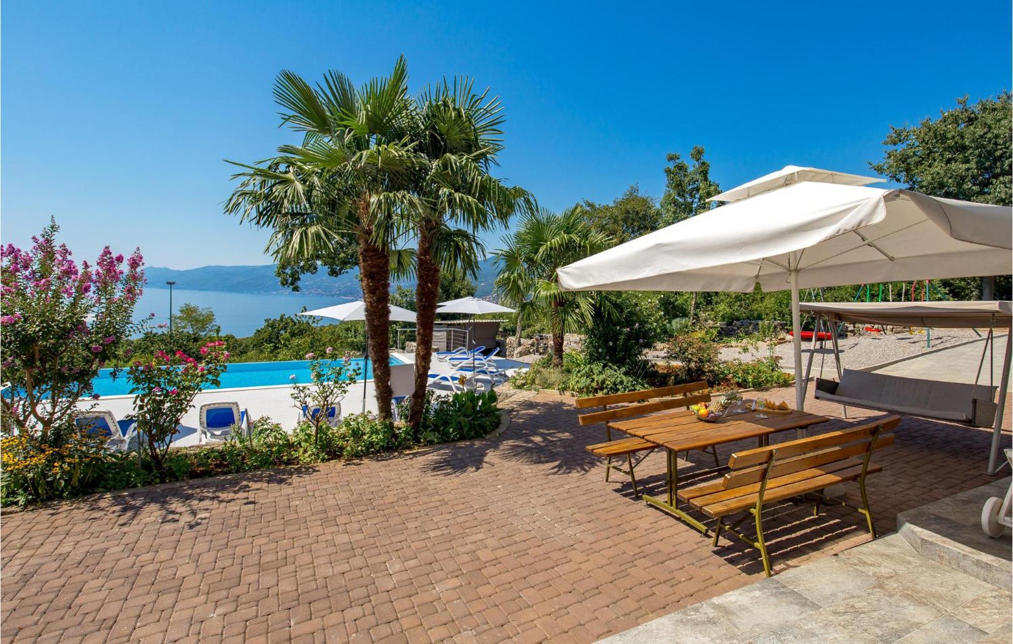 Lovely Apartment In Rijeka With Wifi Exterior foto